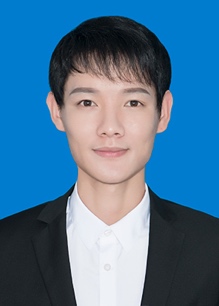 穿着西装的男孩AI 生成的内容可能不正确。